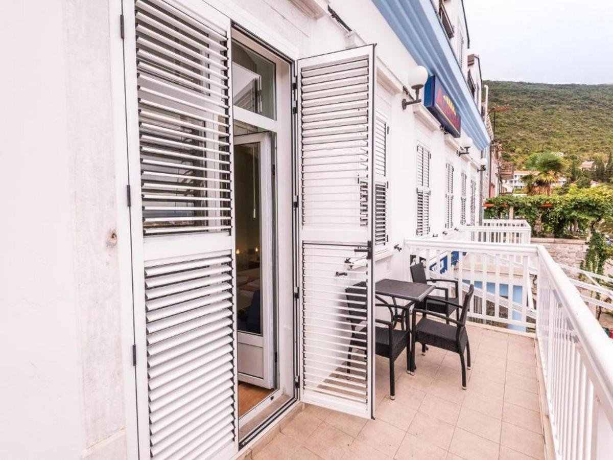 Guesthouse Aurora Trpanj Eksteriør bilde
