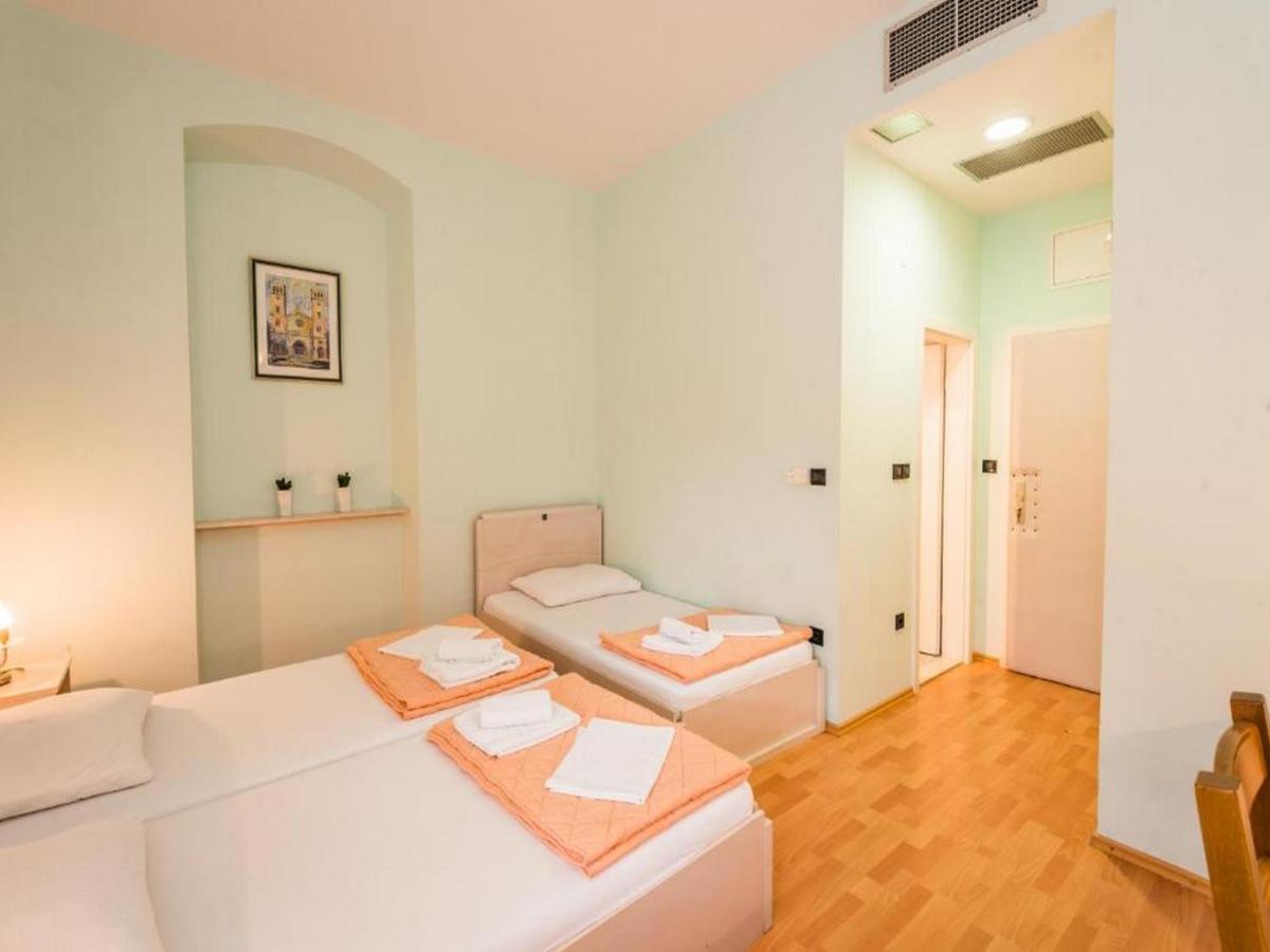 Guesthouse Aurora Trpanj Eksteriør bilde
