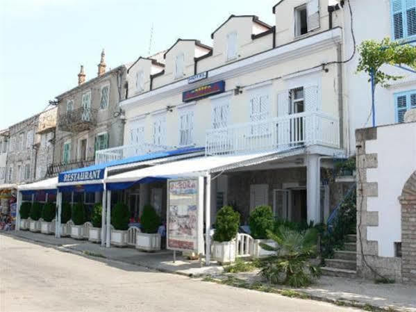 Guesthouse Aurora Trpanj Eksteriør bilde